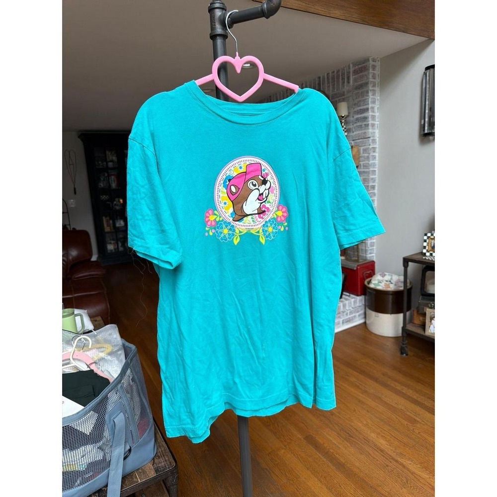 Buc-ees graphic t-shirt iconic beaver teal pink women's large